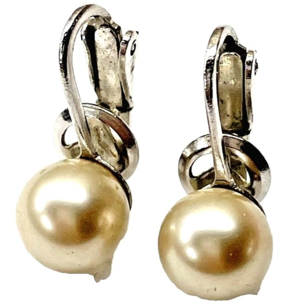Vintage Trifari Faux Pearl Clip Earrings  Ivory .75" Mid Century‎ Modern